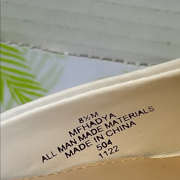 Marc Fisher White Slingback Heels – Style MFHAE DYA – Size 8.5M - Picture 5 of 10